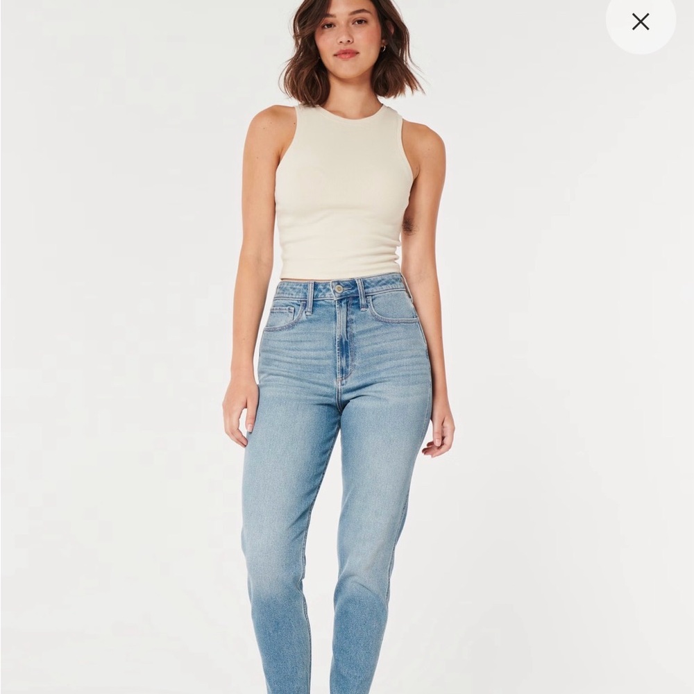 Hollister Ultra High Rise Mom Jeans
